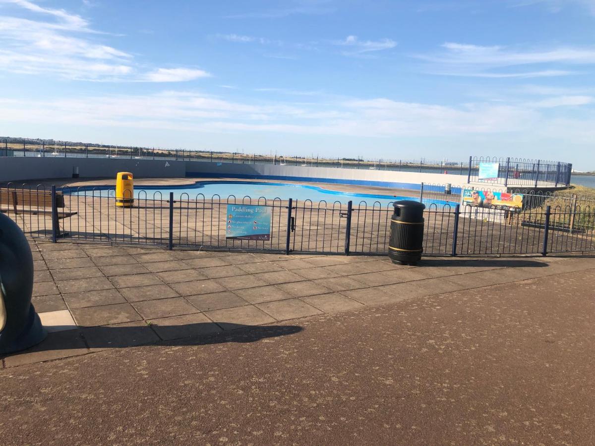 Strand Beach View House Джиллингем Экстерьер фото